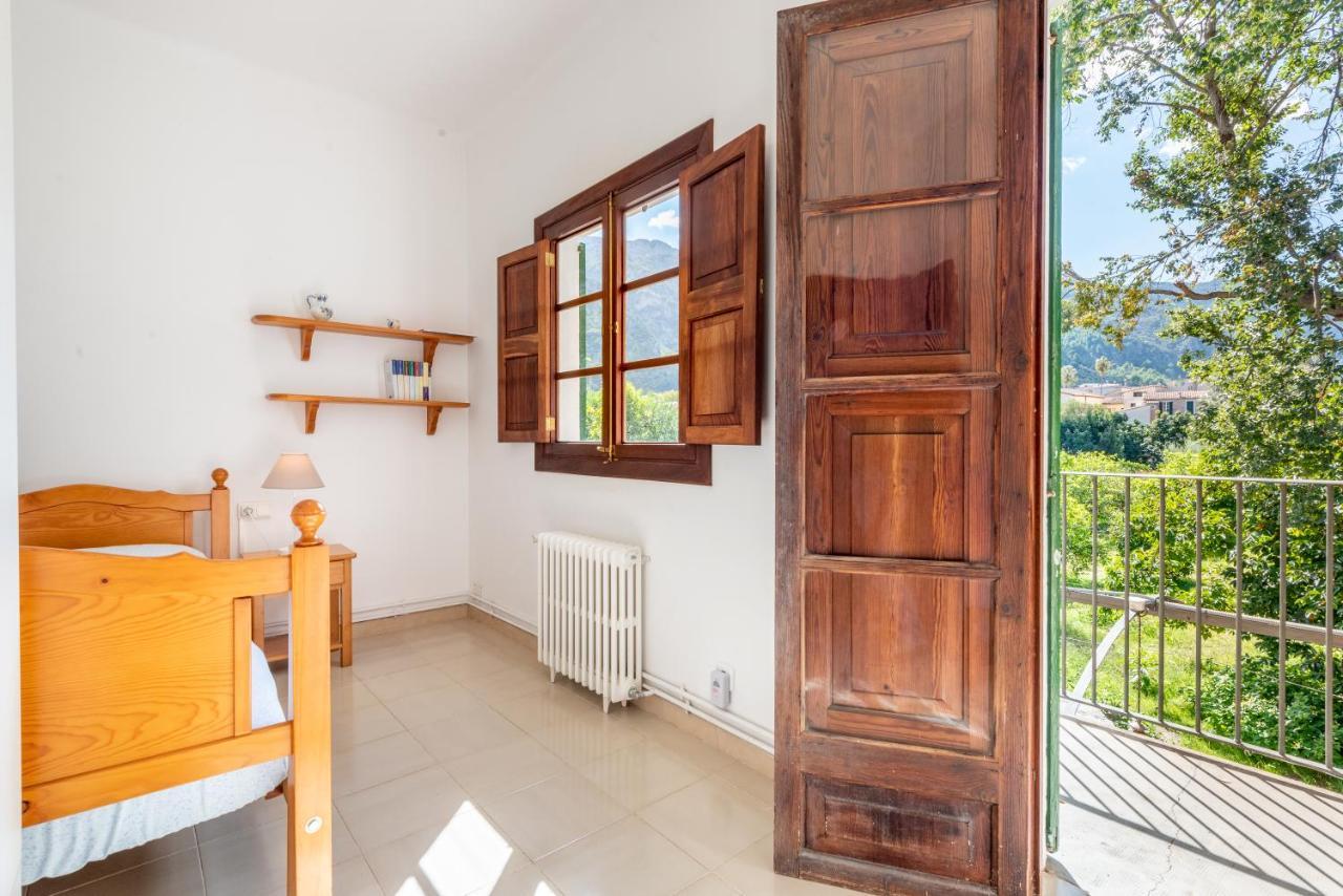 Hébergement de vacances House Close To The Center, Large Flat Orchard And Pool. Sóller
